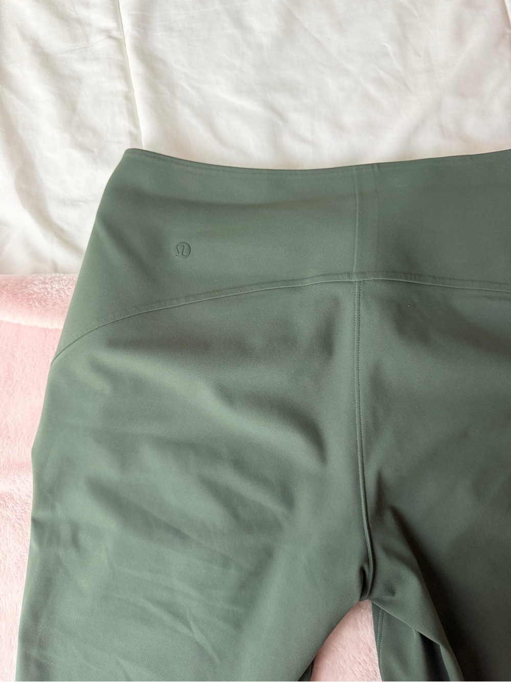 lululemon athletica High-Rise Straight-Leg Leggings in Teal - Picture 5 of 7